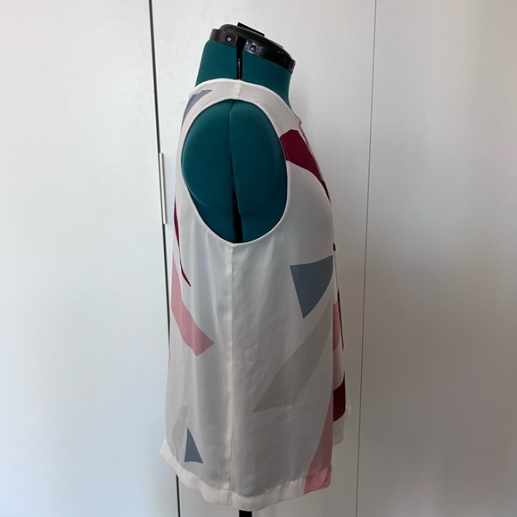 Sleeveless top - Picture 4 of 7